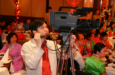 专业可靠的服务 深圳会议摄影摄像与网站设计的一站式解决方案